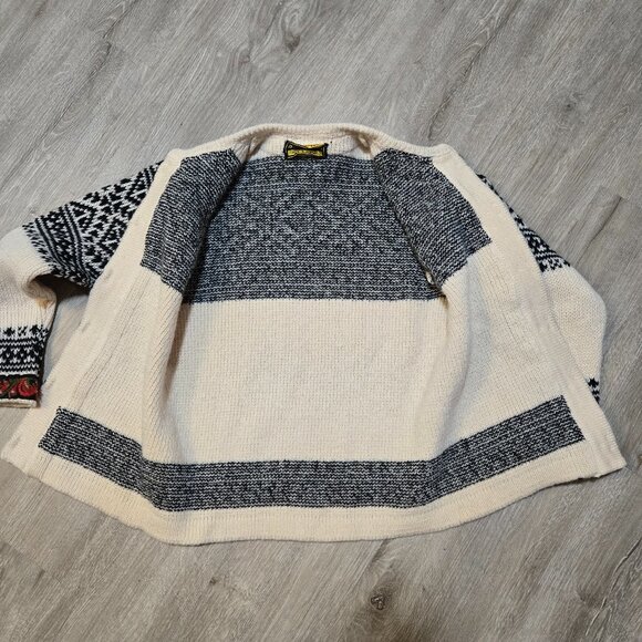 Nordstrikk Vintage Fair Isle Cardigan Heavyweight Girl's Youth Size Large (14) - Picture 4 of 9
